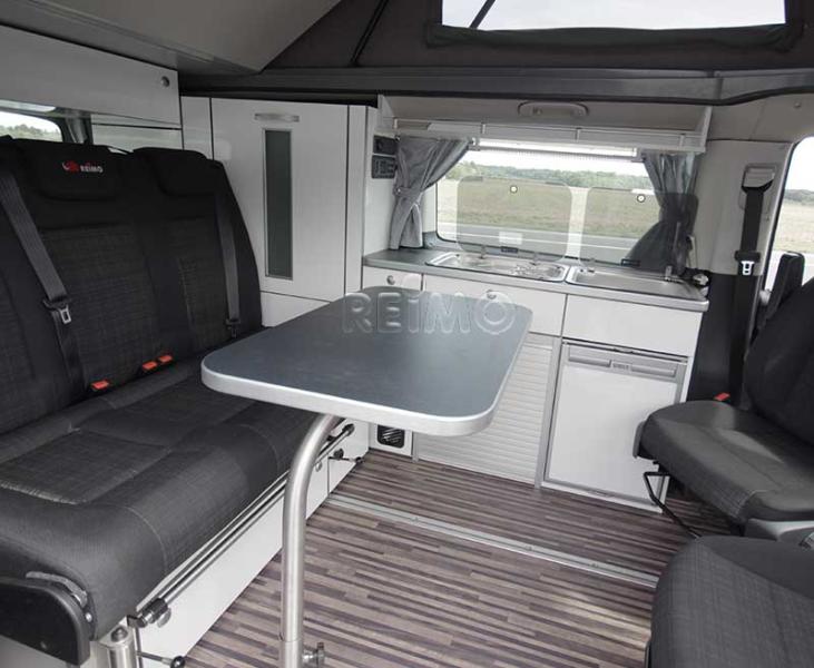 Reimo Multitisch mit ausklappbarem Gestell - 770 x 480 mm