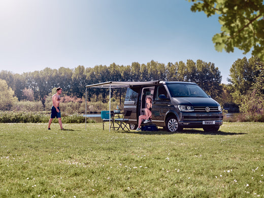 Thule Omnistor 5102 - Länge 2,6 m - Tuch Mystic Grey - Gehäuse Hellgrau