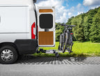 Zum Transportieren von 2 Fahrrädern auf der Anhängerkupplung