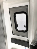 Innenrahmen mit Moskitonetz für Badfenster (Adria)