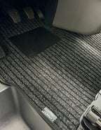 Carbest Fahrerhausteppich - Ford Transit Custom (>2023) / VW Transporter (>2024) (Schaltgetriebe)