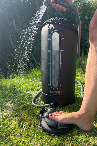 Campingdusche 20l Wassertank inkl. Fußpumpe, Duschkopf, Schlauch