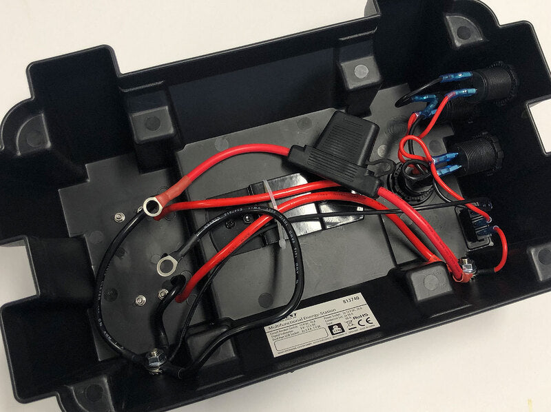 Carbest Batteriebox Energy Station mit Außenklemmen
