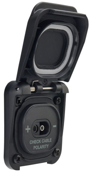 SAE Solaranschluss