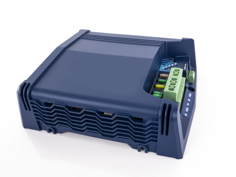 Ladebooster 25 A / Ladegerät 15 A / MPPT Solarladeregler 20 A