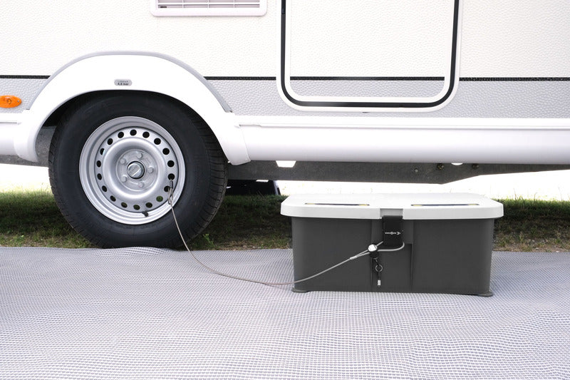 Eintrittstufe BOXSTEP, wasserdichter Innenraum, Traglast 150kg