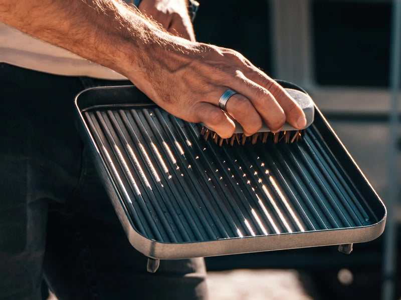 Grillbürste mit Deckel
