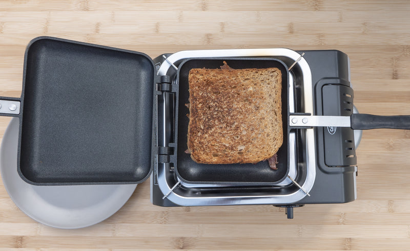 Sandwichtoaster für Gasflamme mit Griff 13,5x15cm
