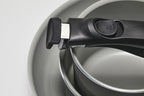 Aus 100% recyceltem Aluminium