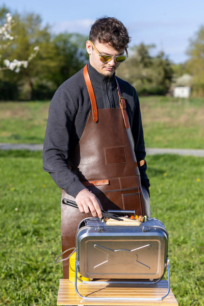 HOLID HOLIDAY TRAVEL Grillschürze - Braun
