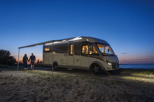 Fiamma Dachmarkise F80L 5,5m Royal Blue, Gehäuse Titanium, Auszug 275cm