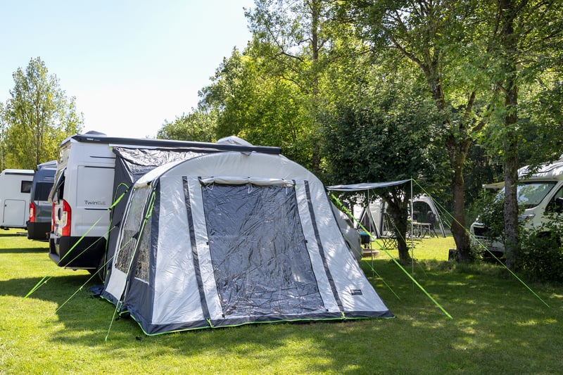Reimo Tent Aufblasbares Busvorzelt Tour Breeze Air S